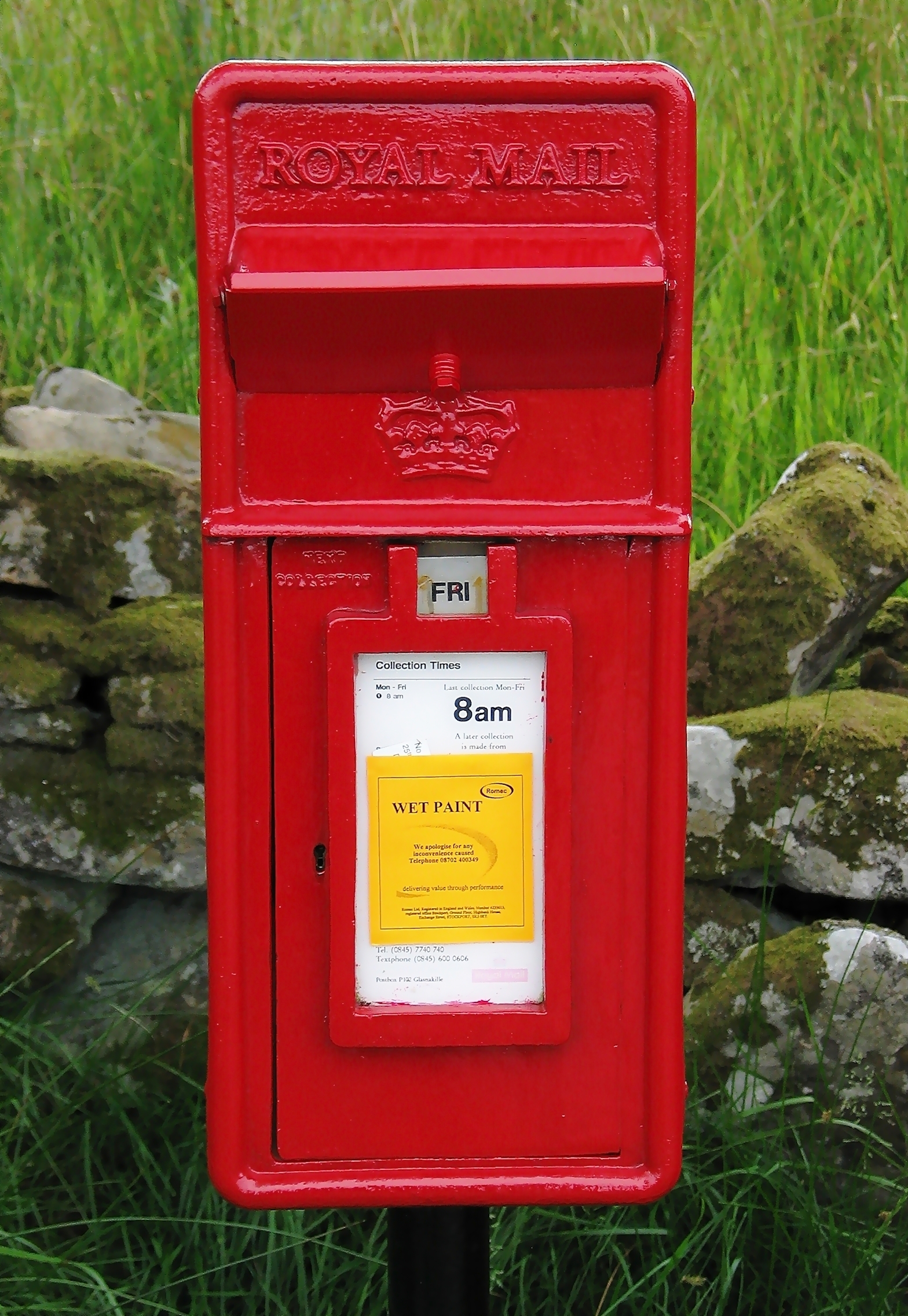 Buz&oacute;n rojo de correos: pide tus muestras por carta